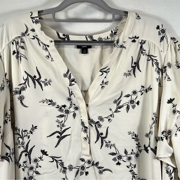 Torrid Harper Georgette White and Black Floral Blouse 0667 - Picture 2 of 8